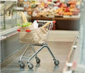Digital Delay, Physical Superiority: The Greek Paradox in Organized Retail