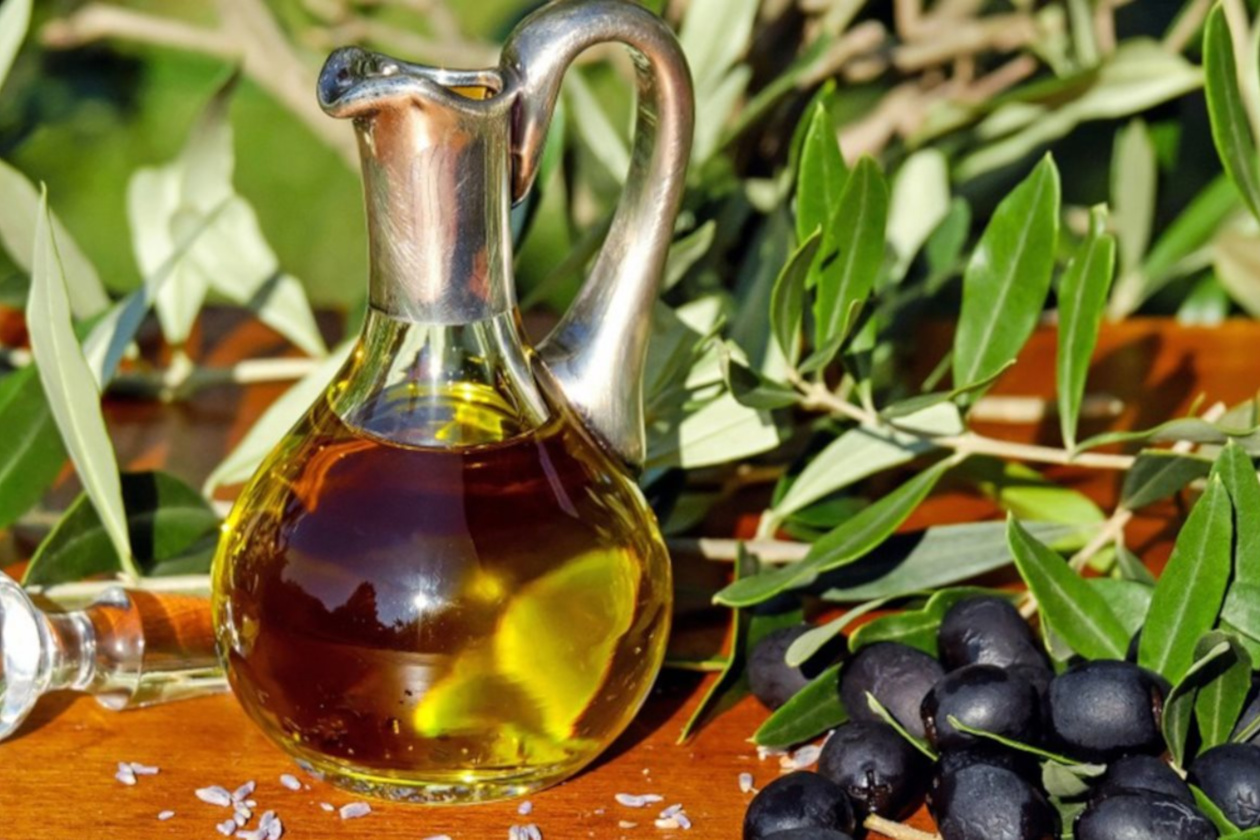 New international distinction and awards for the Greek Olive Oil